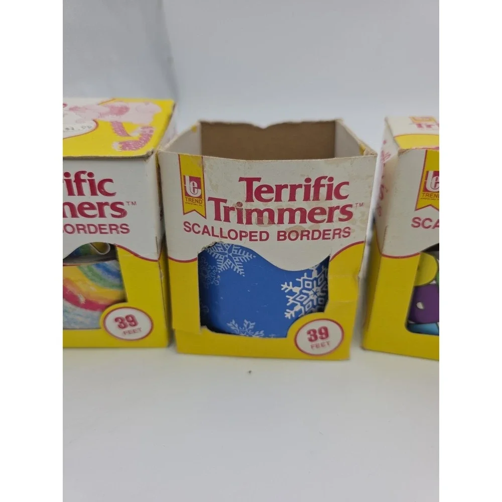 VTG 1981 TREND Terrific Trimmers Scalloped Borders 39 feet LOT Of 5
